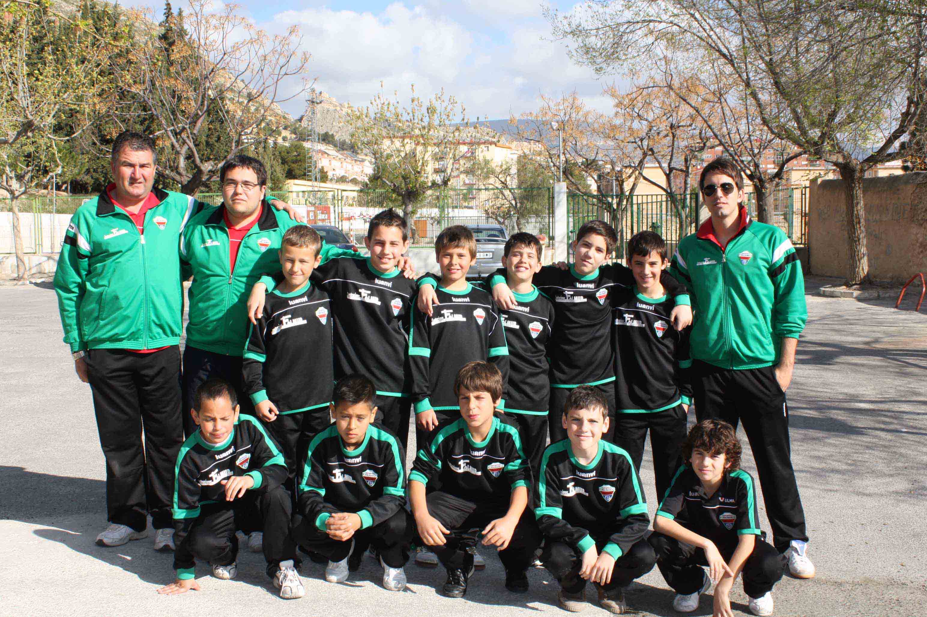 CONSTRUCCIONES FOLMUR S.L, empresa patrocinadora del equipo de alevines de fútbol-7 PABLO IGLESIAS categoría A 