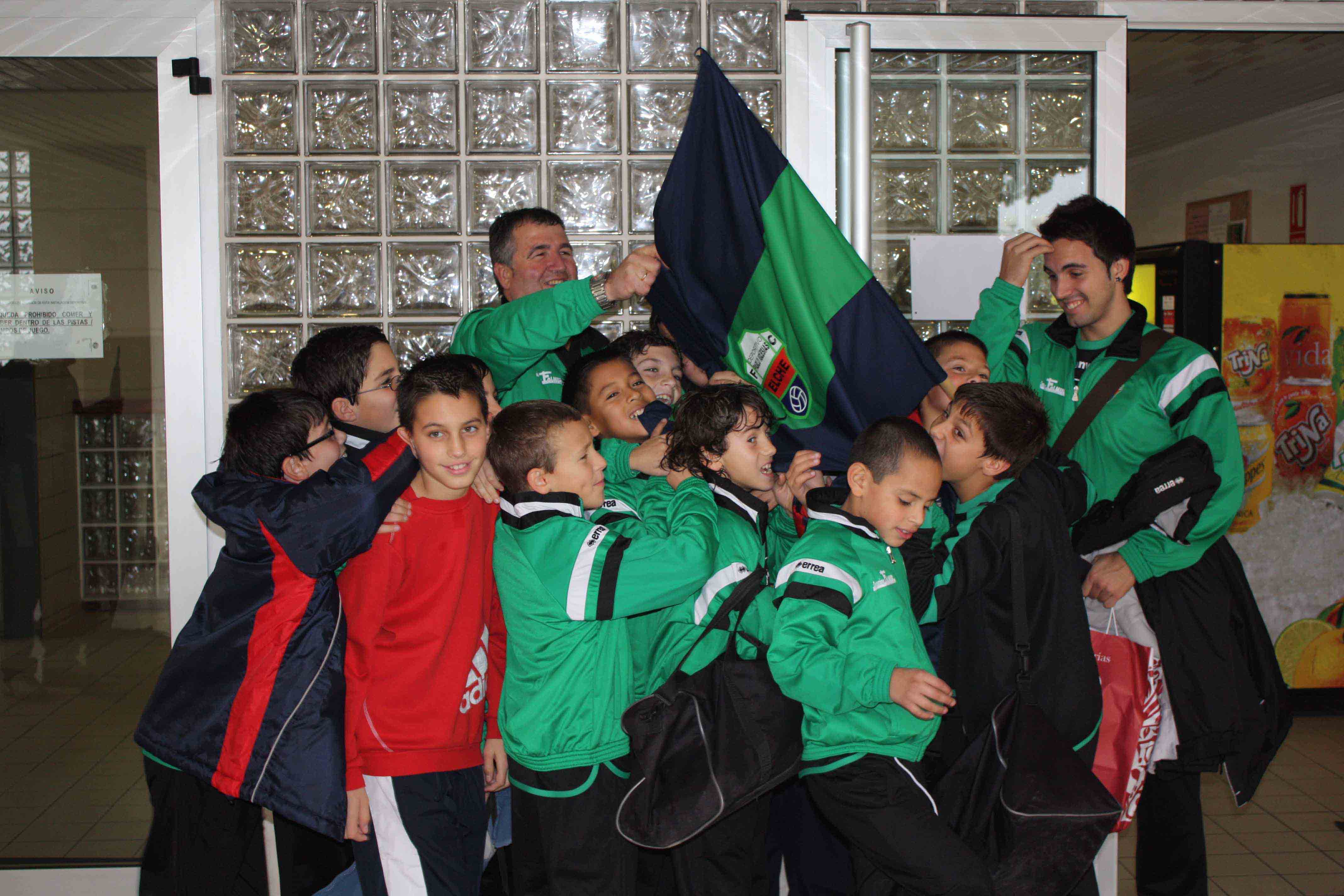 CONSTRUCCIONES FOLMUR S.L, empresa patrocinadora del equipo de alevines de fútbol-7 PABLO IGLESIAS categoría A 